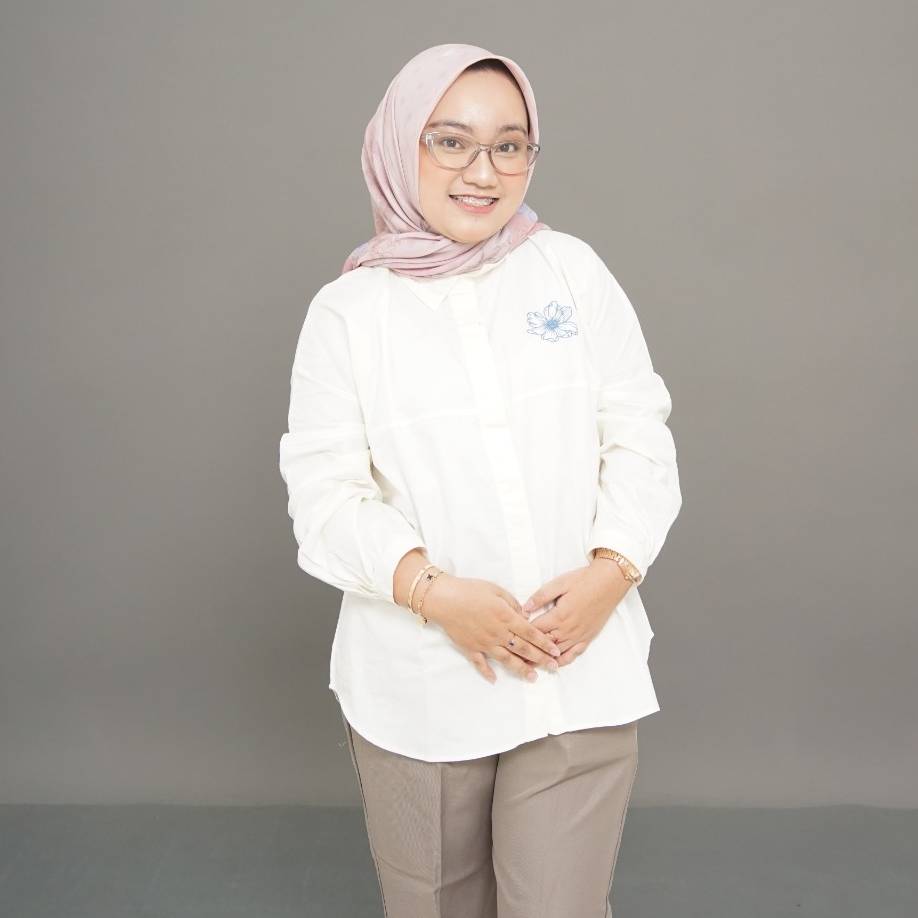 Vallentia Nisrina Qurratuain Annida